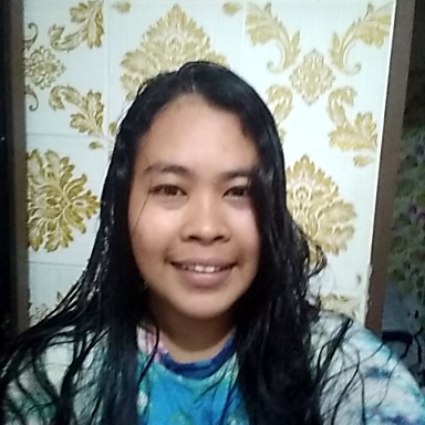 Mary Cris Macaya