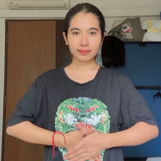 Adelia Tri